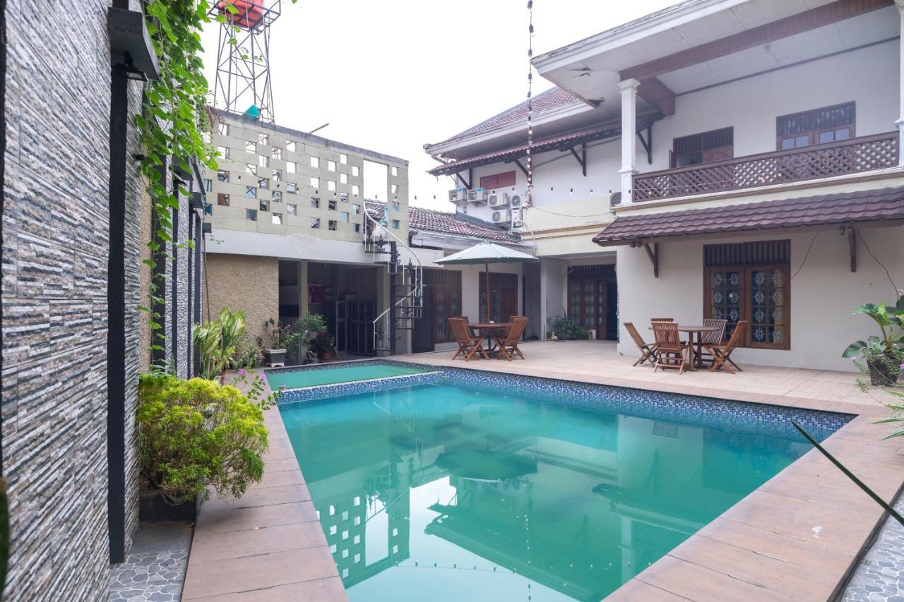 Oyo 1421 Kasmaran Syariah Hotel Jakarta