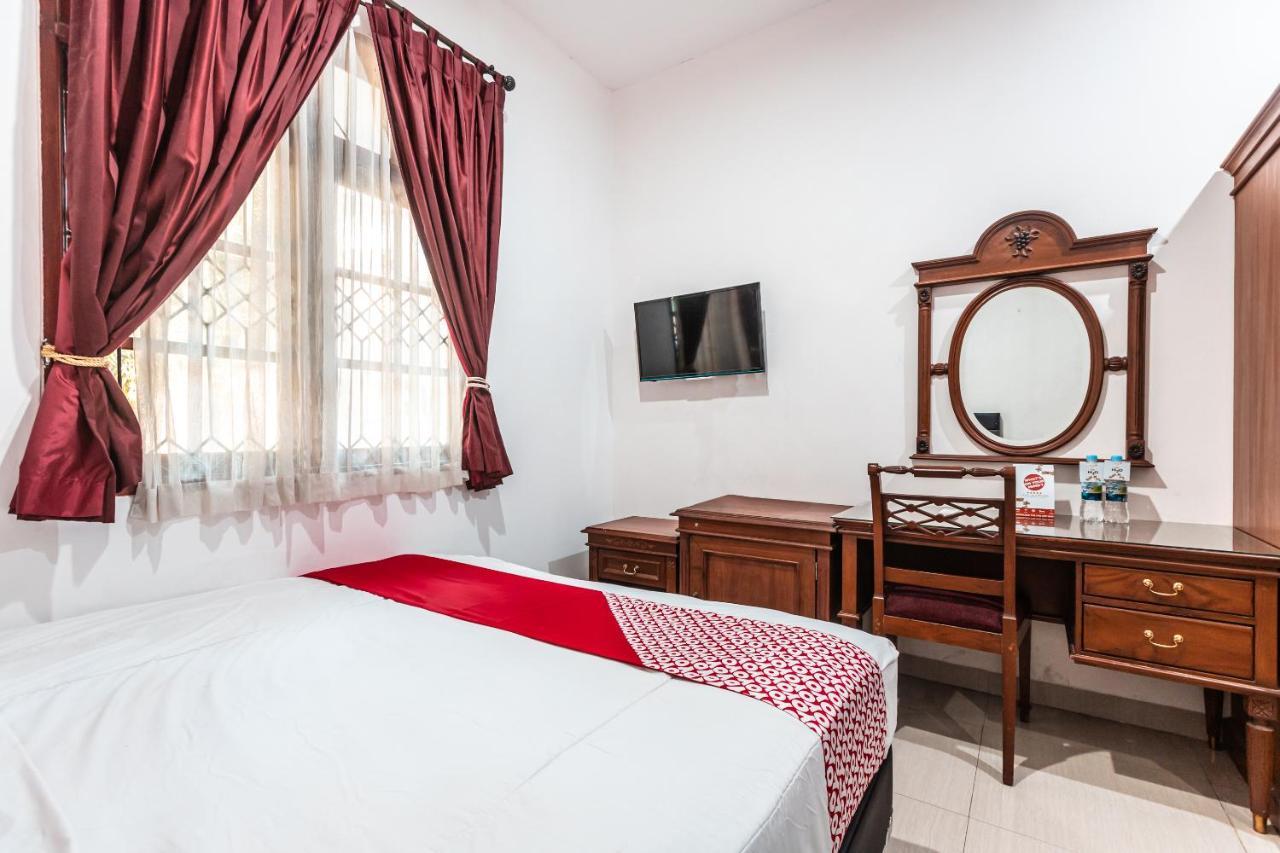 Hotel Oyo 1990 Kost Kuningan Executive Boading House Setiabudi 3*