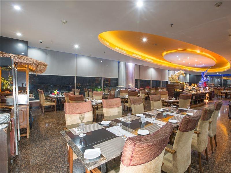 Manhattan Hotel Jakarta