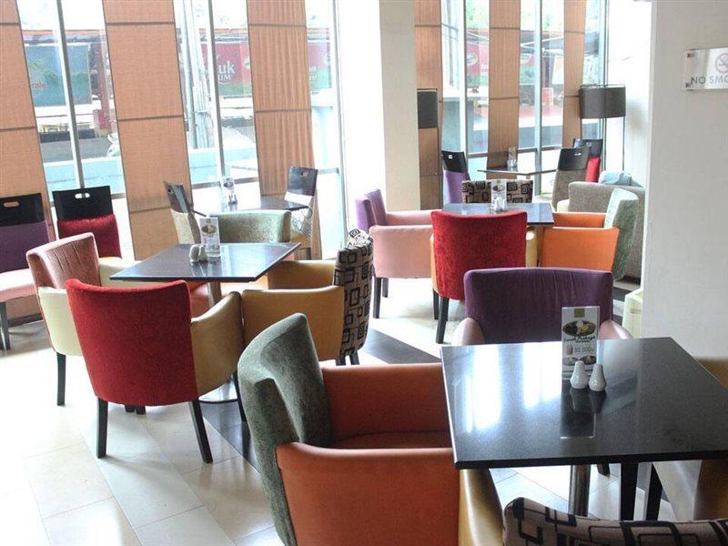 Hotel Maxonehotels.com At Sabang Jakarta