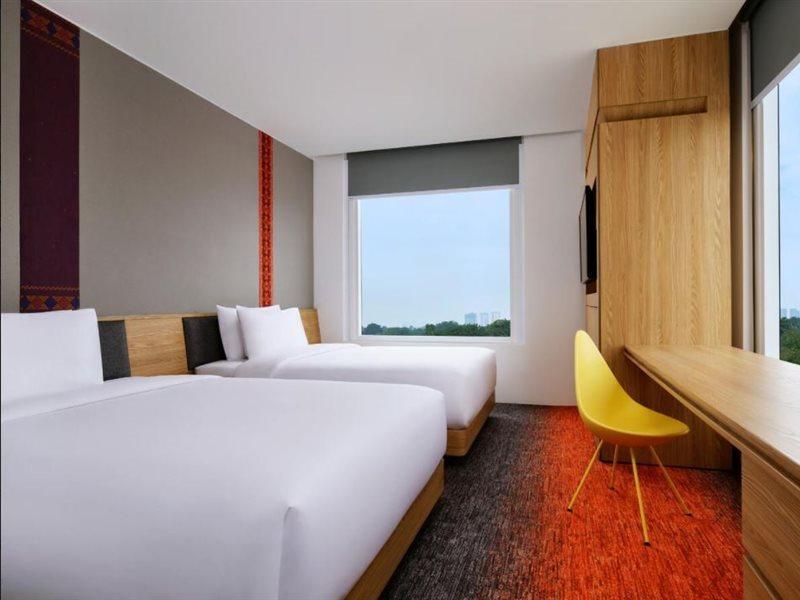 Aloft South Hotel