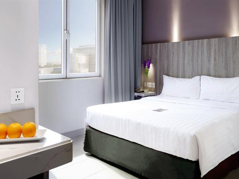 Royal Palm Hotel&conference Center Cengkareng 4* Jakarta