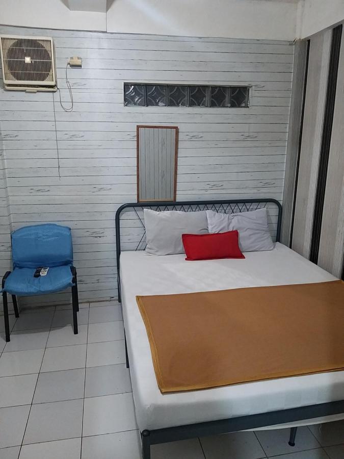 Oyo 2746 Venice Near Duta Indah Hospital Hotel 2*