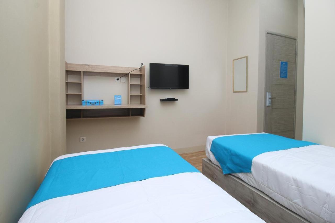 Guest house Cozrooms Near Mrt, Plaza Indonesia, And Grand Indonesia