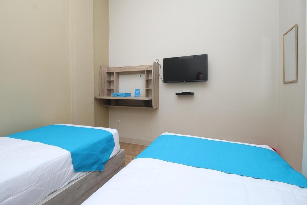 Cozrooms Near Mrt, Plaza Indonesia, And Grand Indonesia * Jakarta