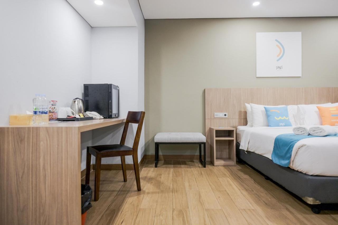 Hotel Sans Puri Indah Jakarta