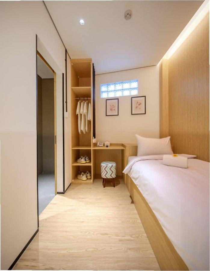 Hotel Cool Living Jakarta