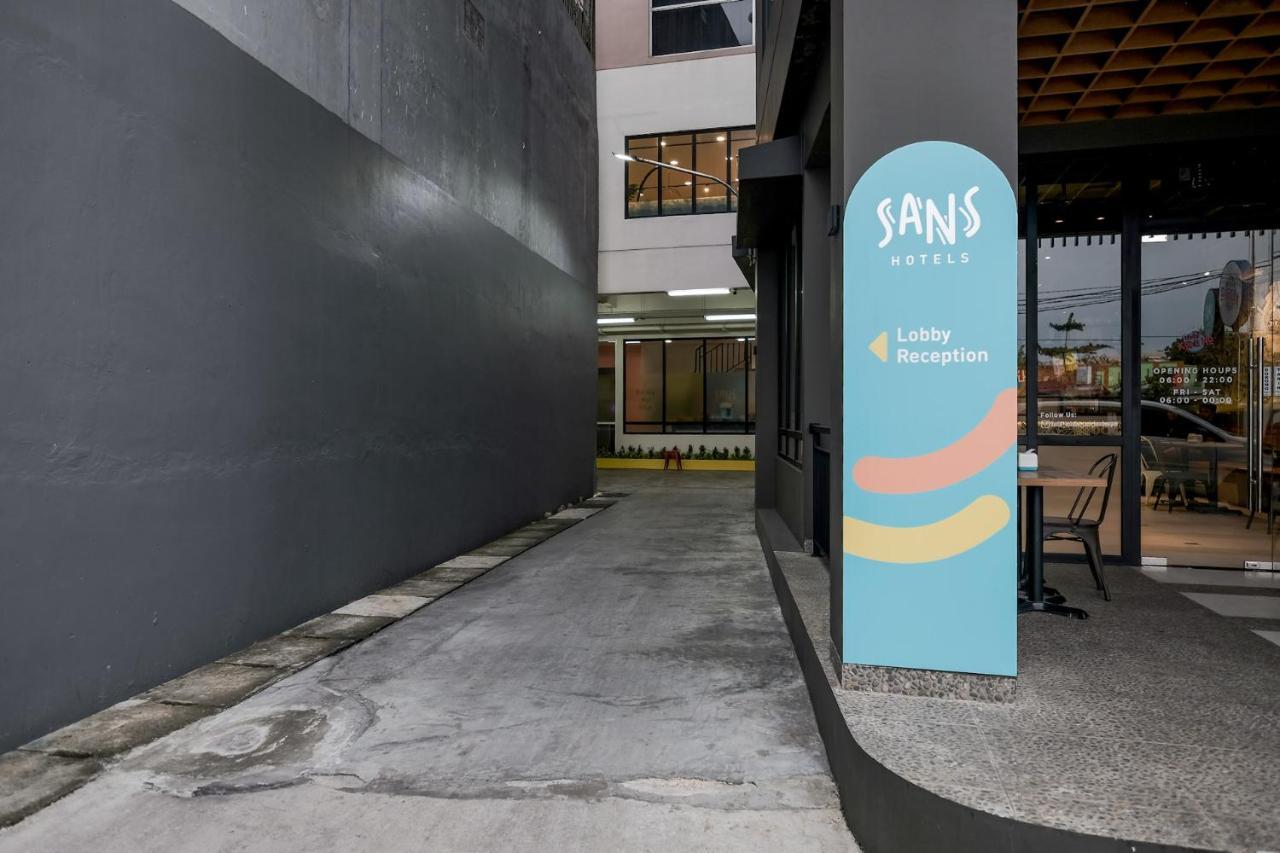 Hotel Sans Puri Indah Jakarta