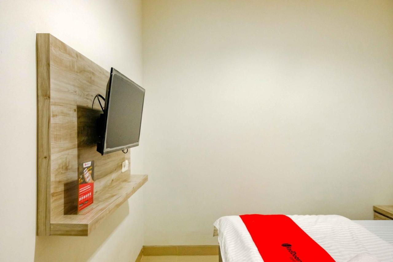 Reddoorz Near Pasar Baru 3 Hotel