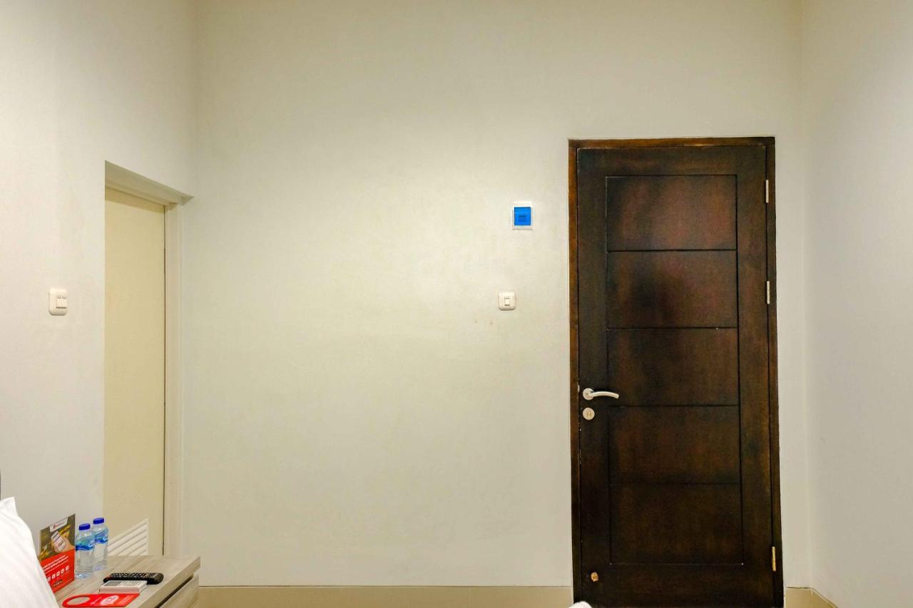 Reddoorz Near Pasar Baru 3 2* Jakarta