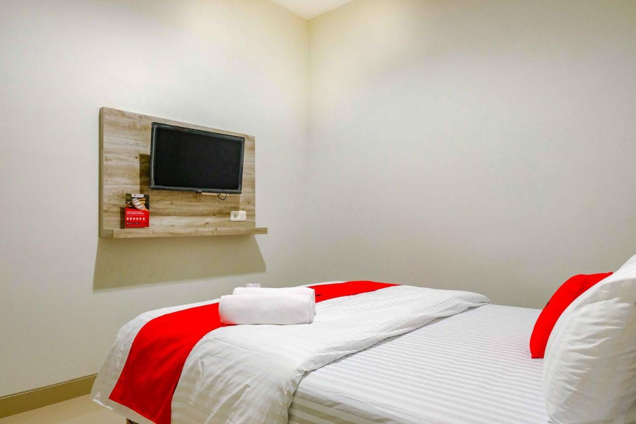 Reddoorz Near Pasar Baru 3 Hotel