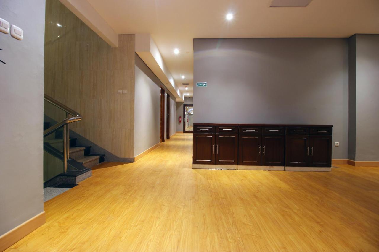 Altona Hotel