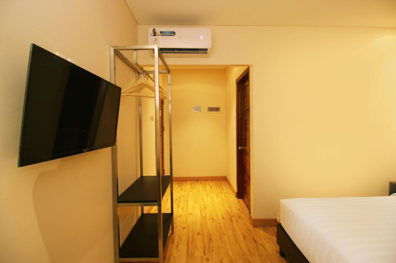 Hotel Altona 2*
