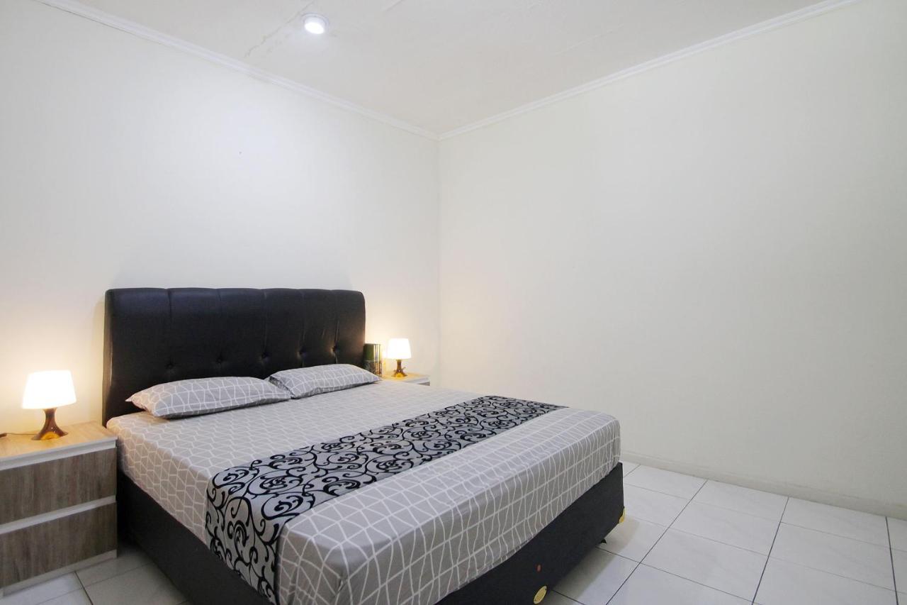 Siaga Raya 77 Pejaten By Aparian Villa Jakarta