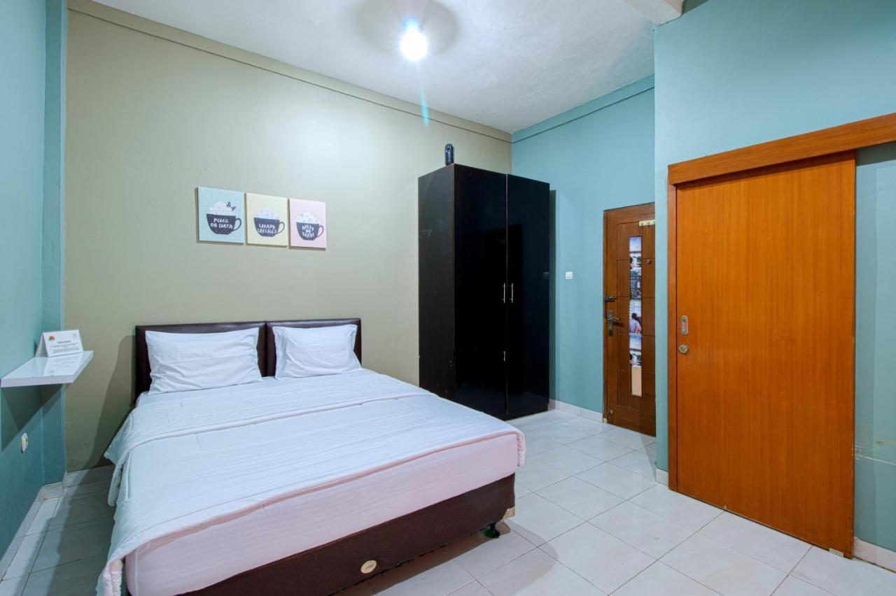 Widjoyo Rahayu Antasari 12 Guest house Jakarta