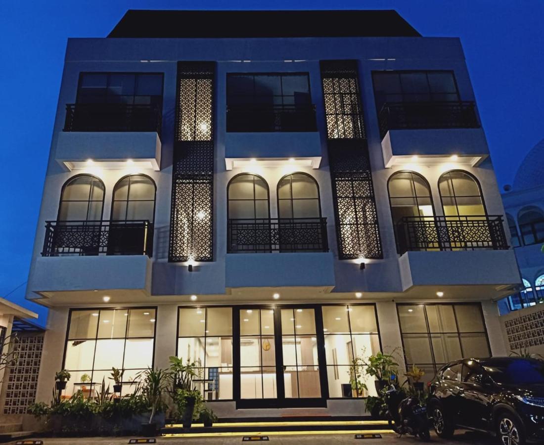 Front One Syariah Mampang * Jakarta
