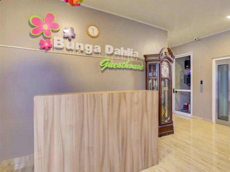 Hotel O Gambir Near Juanda Station Formerly Bunga Dahlia