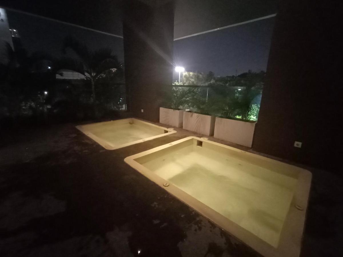 508 Capitol Suites 2br, 2bathroom, 4-7people Jakarta