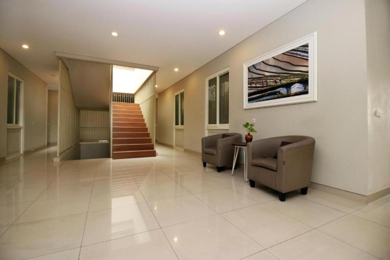 Guest house 899 Patal Senayan Jakarta
