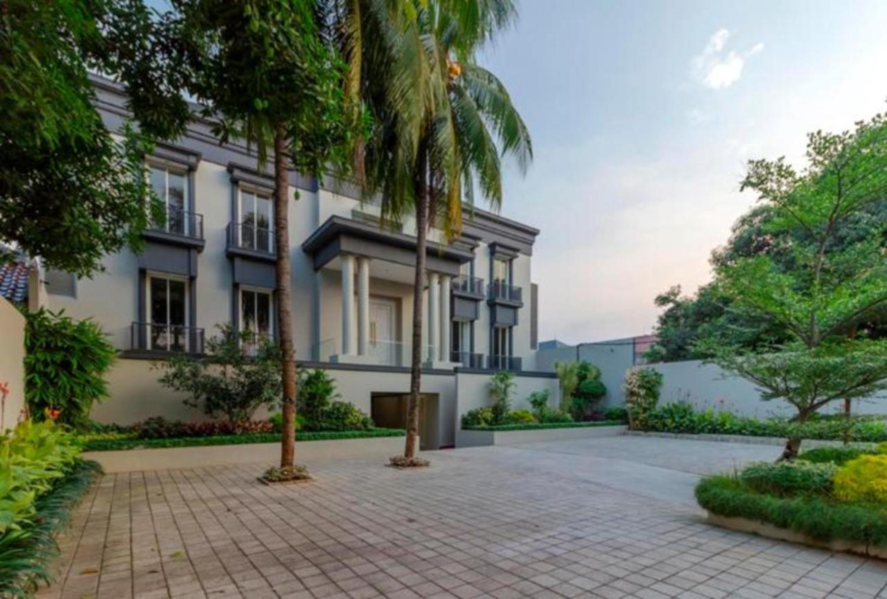 Guest house 899 Patal Senayan Jakarta