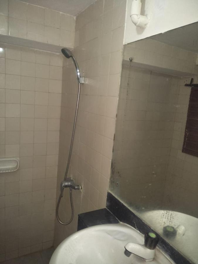 Penthouse Hotel 2*