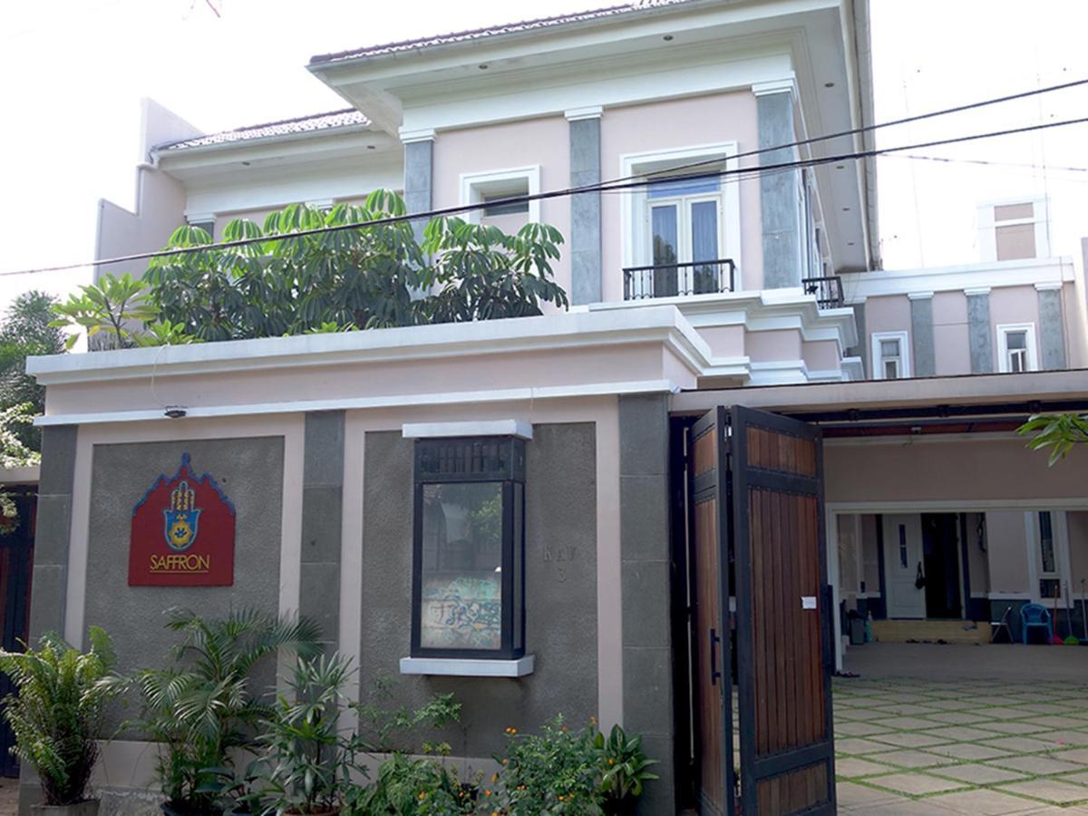 Saffron Suites Syariah Wisma tamu Jakarta