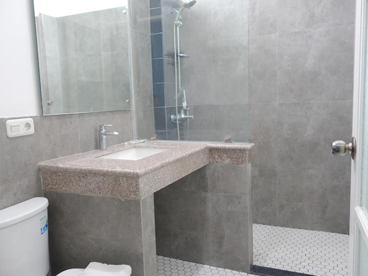 Saffron Suites Syariah Jakarta