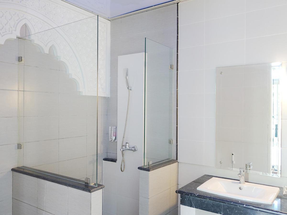 Wisma tamu Saffron Suites Syariah Jakarta