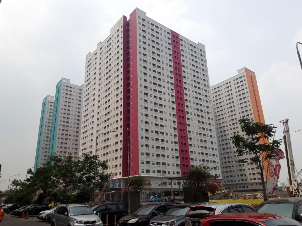 Comfy 2br Nerine Apartemen