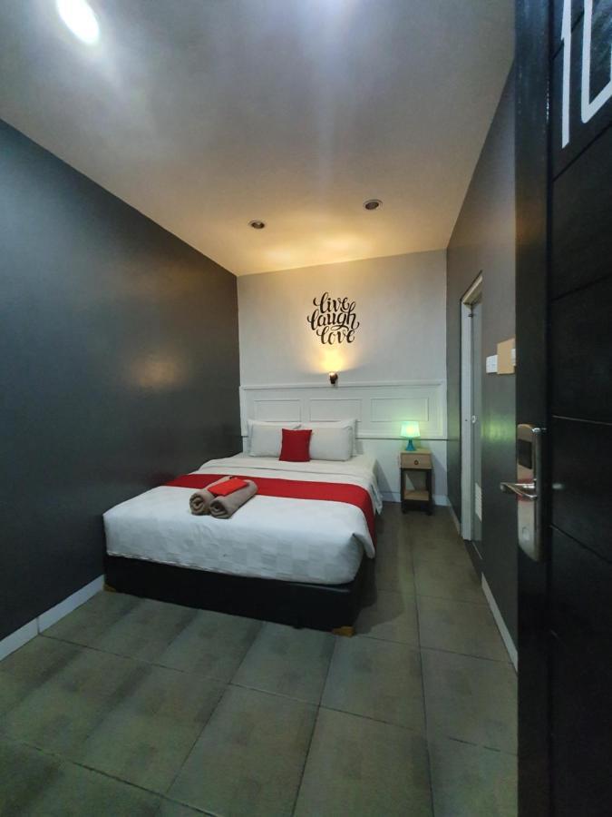 Wow 38 Hotel Jakarta