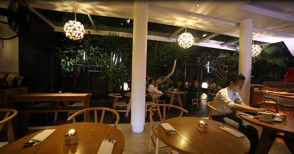 Rasuna Icon 3* Jakarta