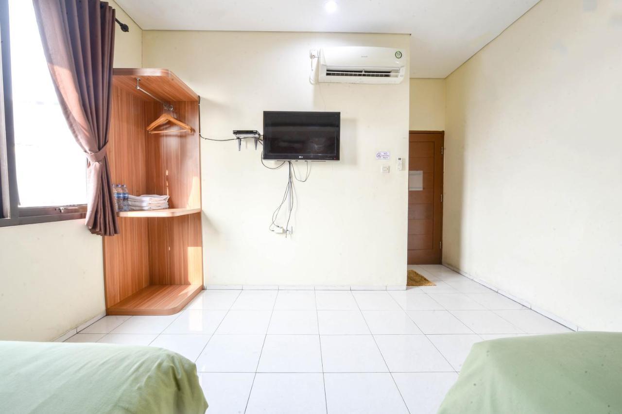 Apple Guest house Jakarta
