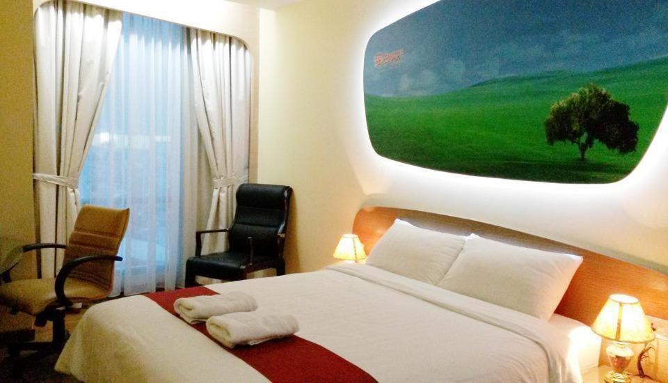 Business Hotel 3*