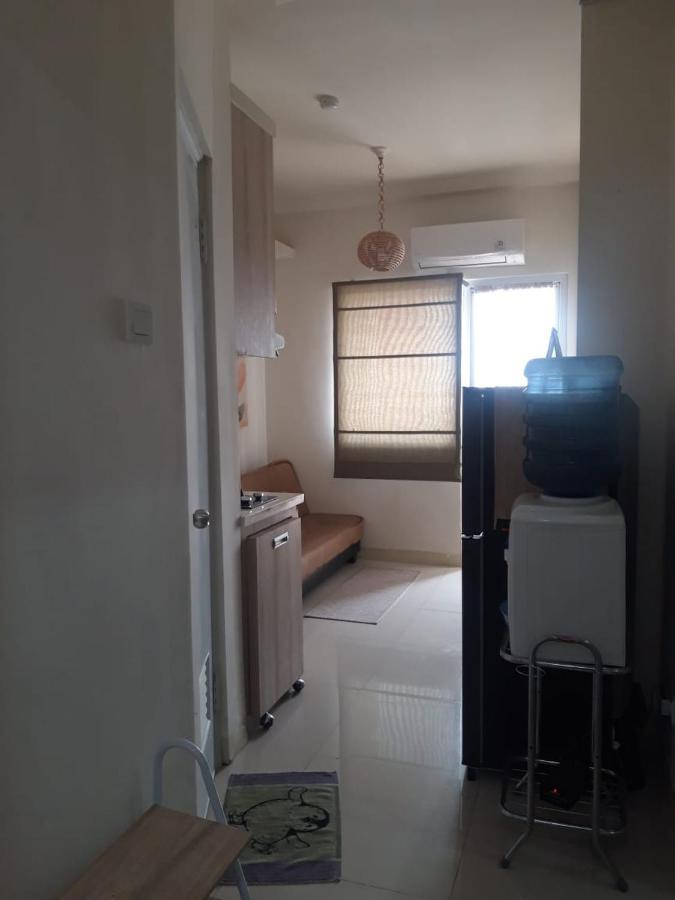 Comfy 2br Nerine Apartemen *