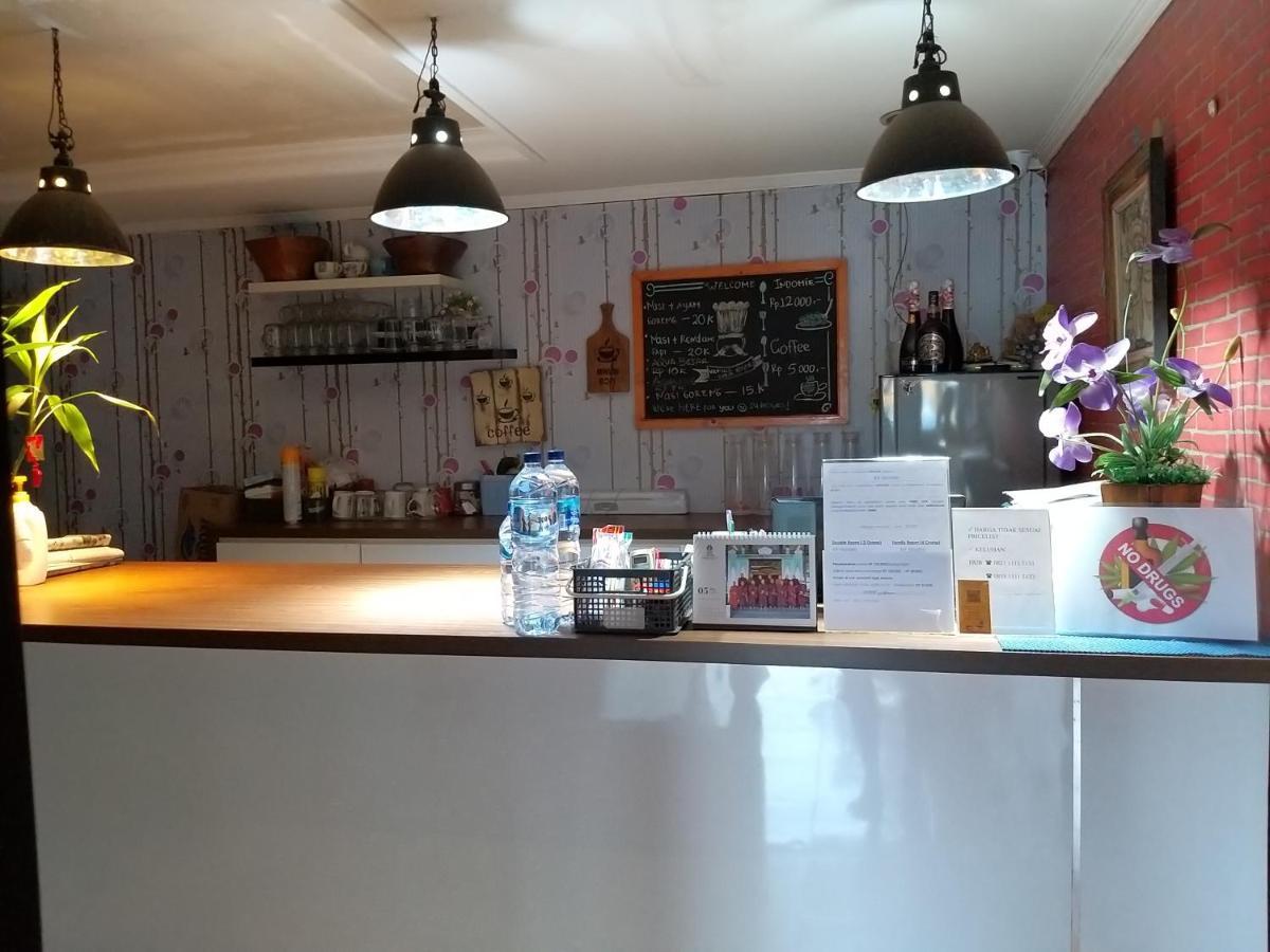 Oyo 2746 Venice Near Duta Indah Hospital Hotel 2*