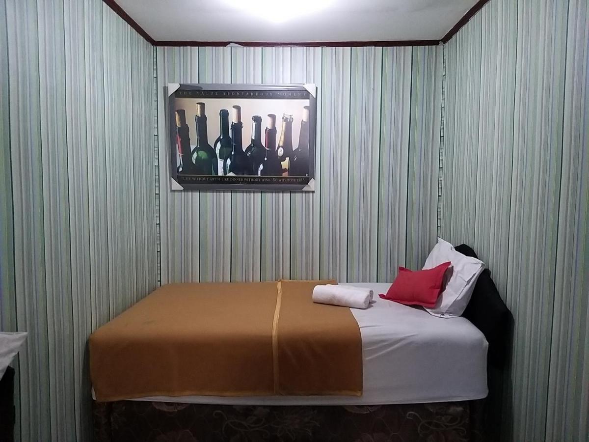 Oyo 2746 Venice Near Duta Indah Hospital Hotel Jakarta