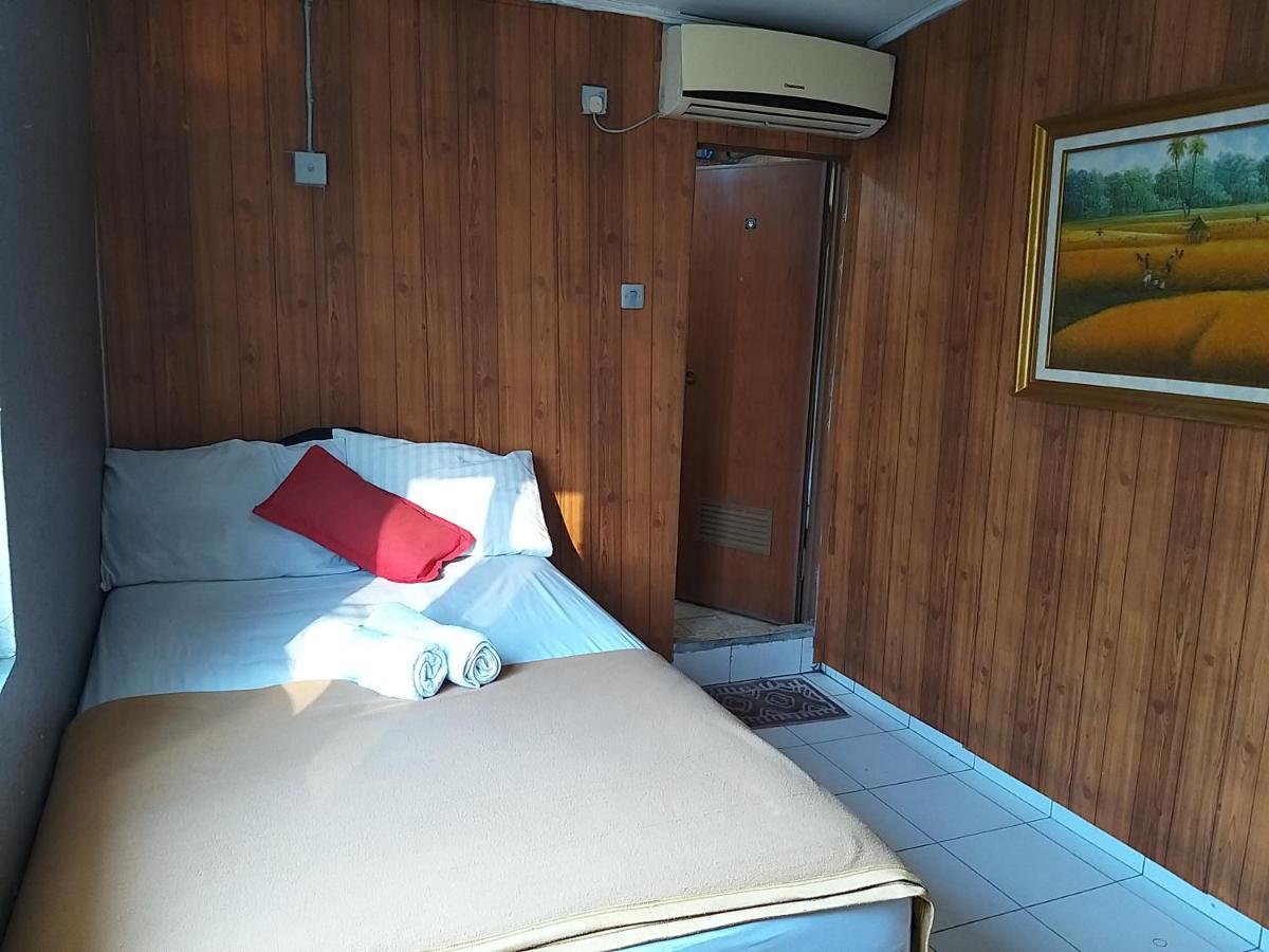 Oyo 2746 Venice Near Duta Indah Hospital 2* Jakarta
