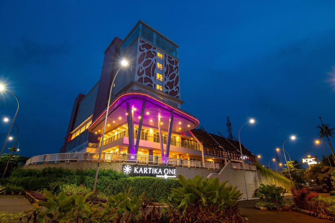 Kartika One - 3* Jakarta