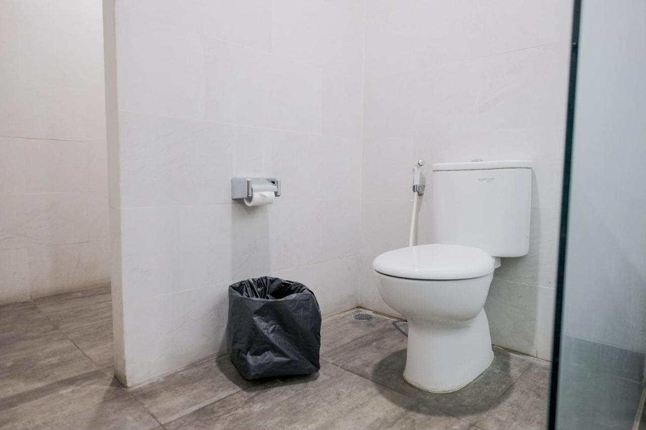 Hotel Sans Puri Indah Jakarta