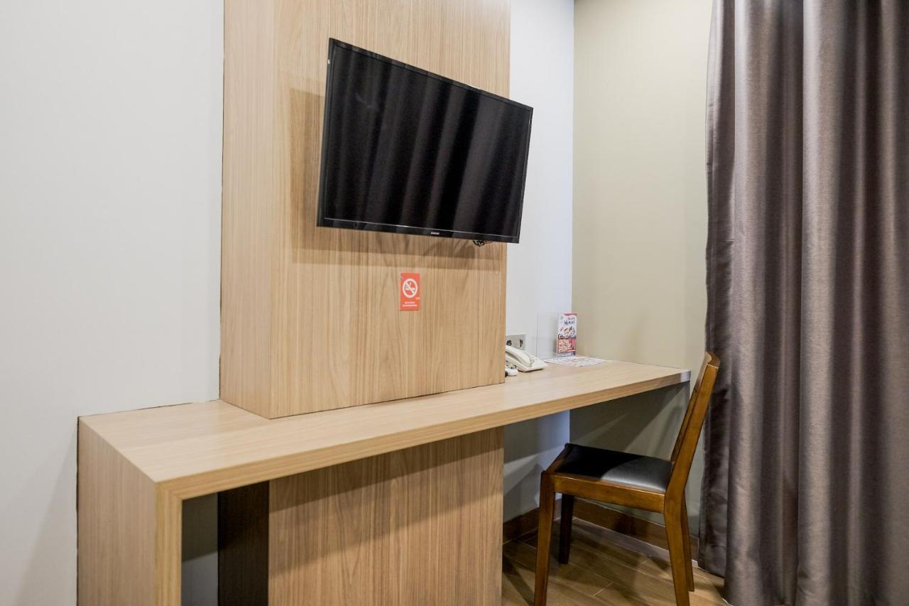 Sans Puri Indah Hotel Jakarta