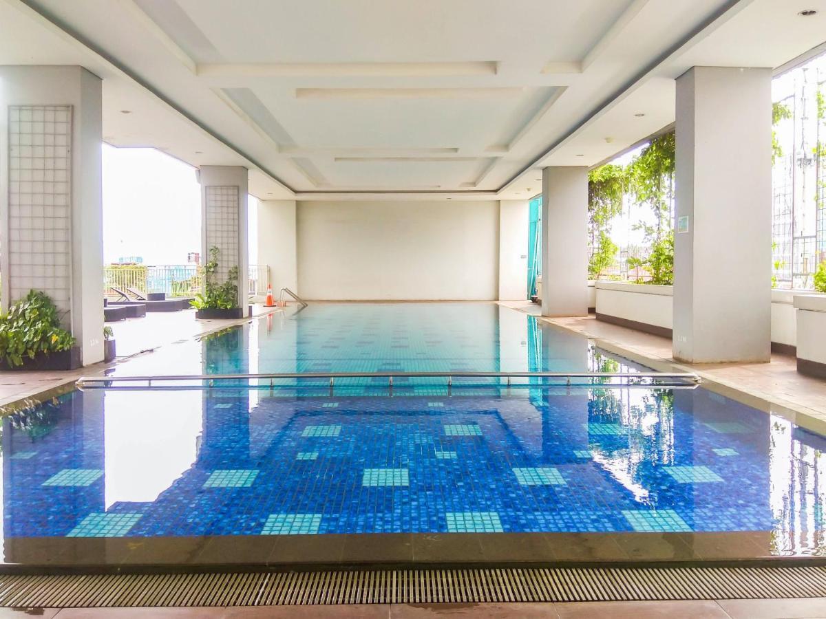 Apartment Brand New At H By Travelio