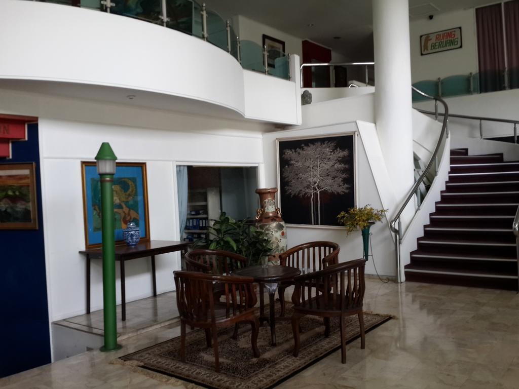 Hotel Urbanview Kebayoran Baru Blok S 3*
