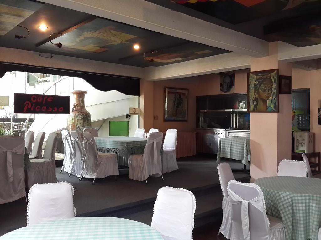 Hotel Urbanview Kebayoran Baru Blok S Jakarta