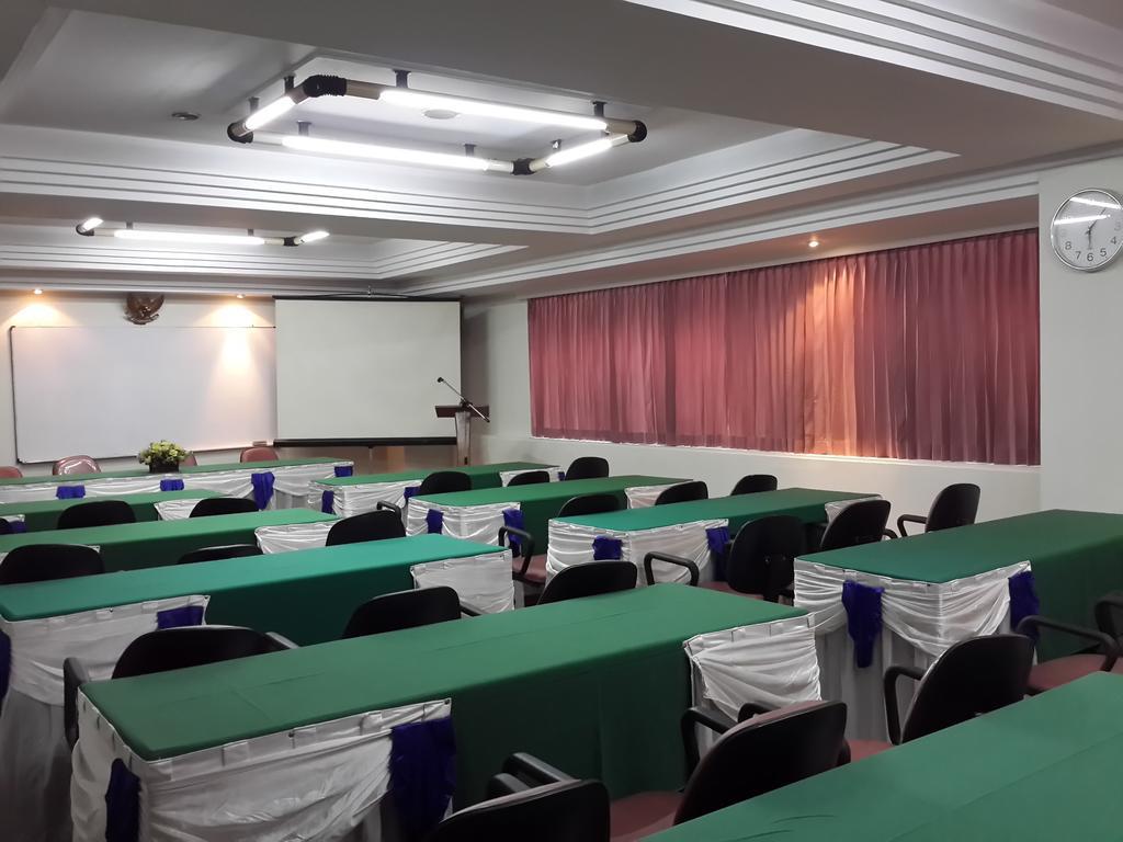 Urbanview Kebayoran Baru Blok S 3* Jakarta