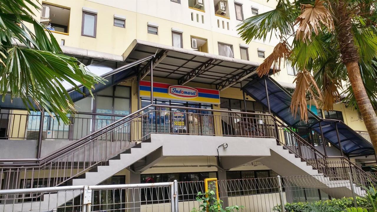 Cozy Living With Modern Design 1br Kebagusan By Travelio Apartment Jakarta