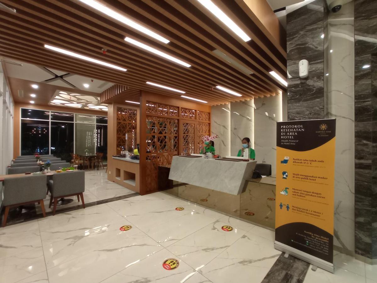 Kartika One - Hotel