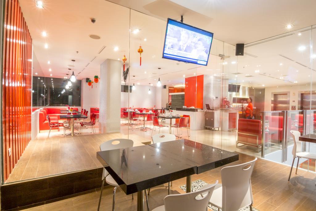 Redstar Hotel 3*