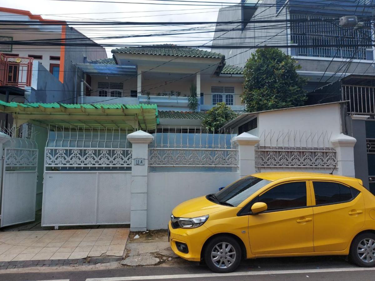 Eiffel Tarakan - Female Only 5* Jacarta