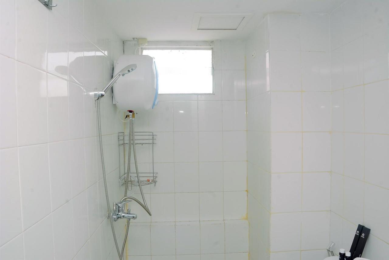 Furnished And Relaxing 2br Bassura Near Mall By Travelio Jakarta