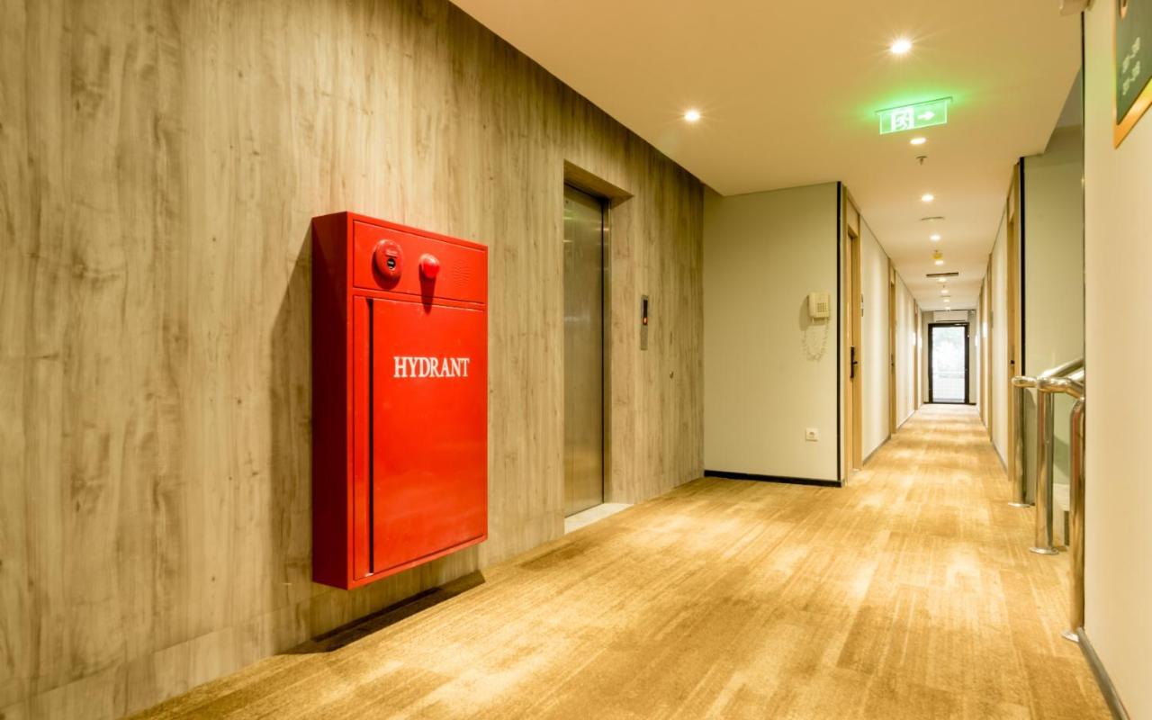 Hotel Yellow Bee Tanah Abang Jakarta